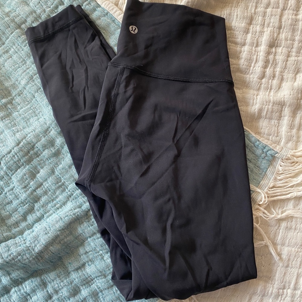 NEVER WORN LULU LEMON WUNDER UNDER LEGGING